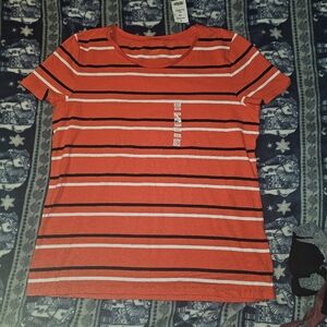 3 shirts. 2 NEW (XL) ladies shirts 1red 1green & 1 (like new) 1X grey sleeveless